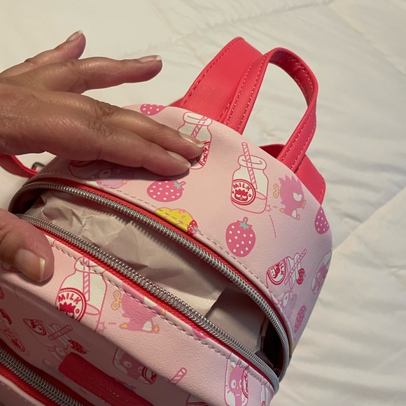 Hello Kitty - Picture 5 of 5